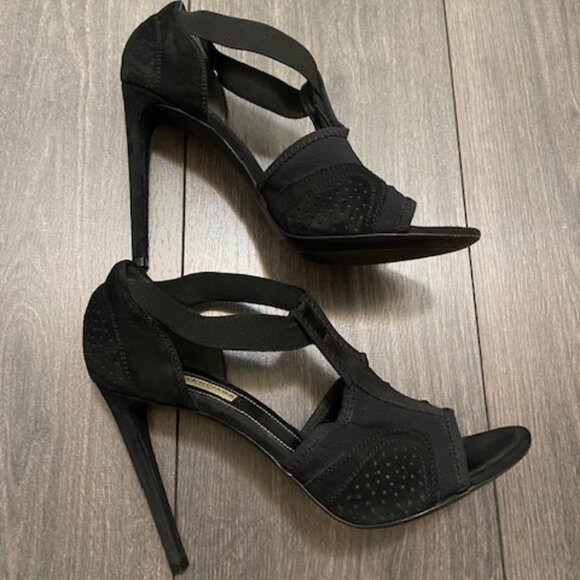 Balenciaga Black Suede T-Strap Open Toe Heels Size 8.5 - Picture 2 of 12